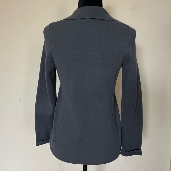 Margaret O'Leary Sleek Gray Fitted Two Button Two Pocket Career Blazer Sz Small - Picture 3 of 5